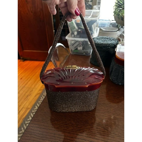 Vintage Beaded Box Bag with Bakelite Beautiful top - Picture 4 of 6